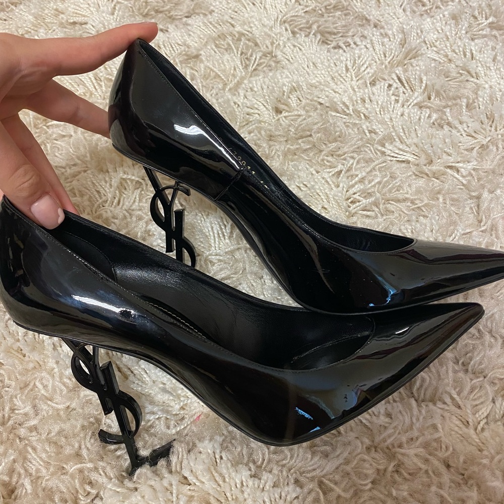 YVES SAINT LAURENT OPYUM HEELS- BLACK YSL